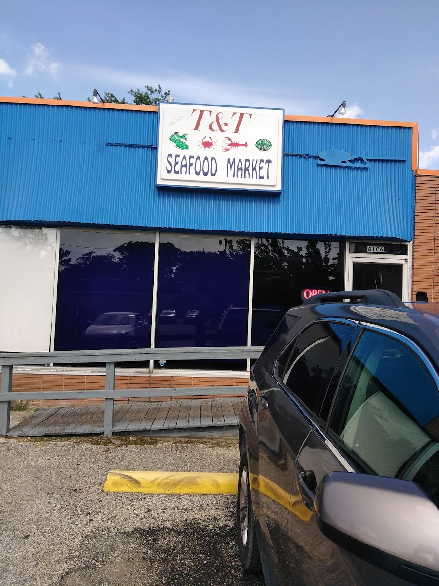 T & T Seafood Market